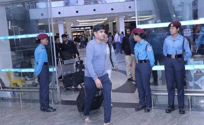 द्वन्द्वग्रस्त इजरायलबाट नेपालीहरुको उद्धार गरेर स्वदेश फिर्ता