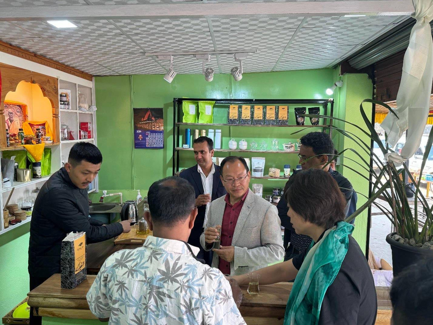 यूएनडीपीका प्रतिनिधि र नगरपालिकाको संयुक्त अवलोकन