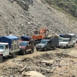 विपि राजमार्गको नार्के-दाउने खण्ड अवरुद्ध