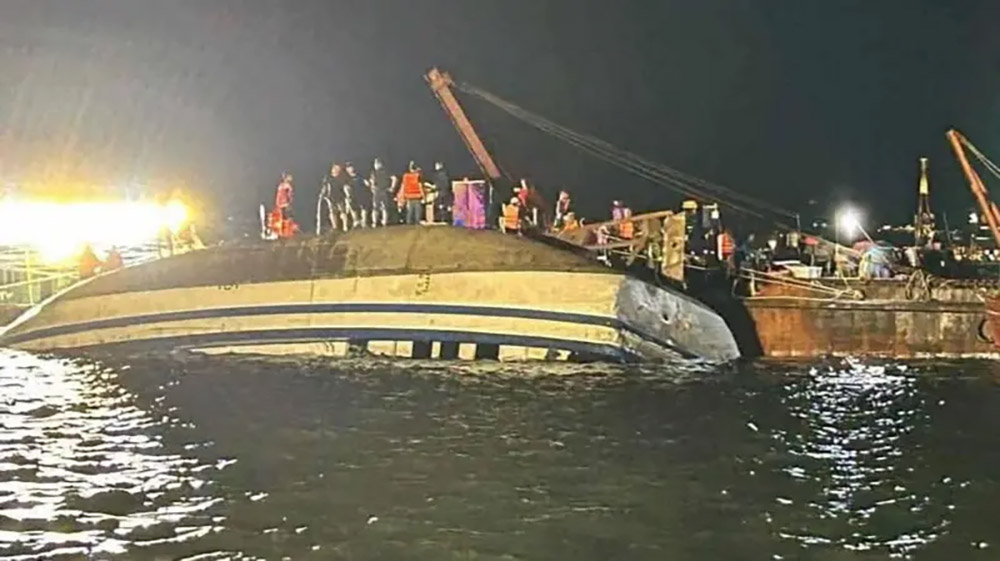 भियतनाममा पर्यटक डुङ्गा पल्टियो, कम्तिमा ३७ जनाको मृत्यु