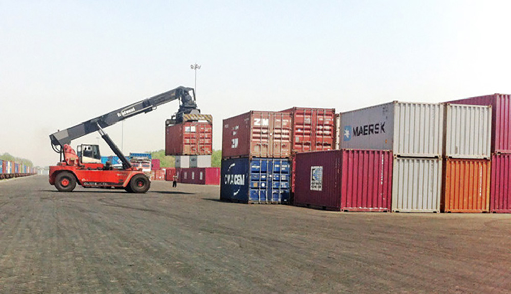 चार महिनामा व्यापार घाटा १२ प्रतिशतले बढ्यो