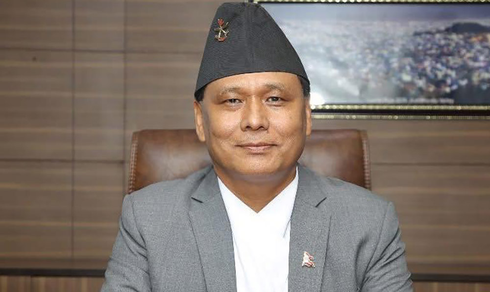 १० हजार ८०० मेगावाटको कर्णाली चिसापानी जलविद्युत अगाडि बढाउँदैछौं- मन्त्री घिसिङ