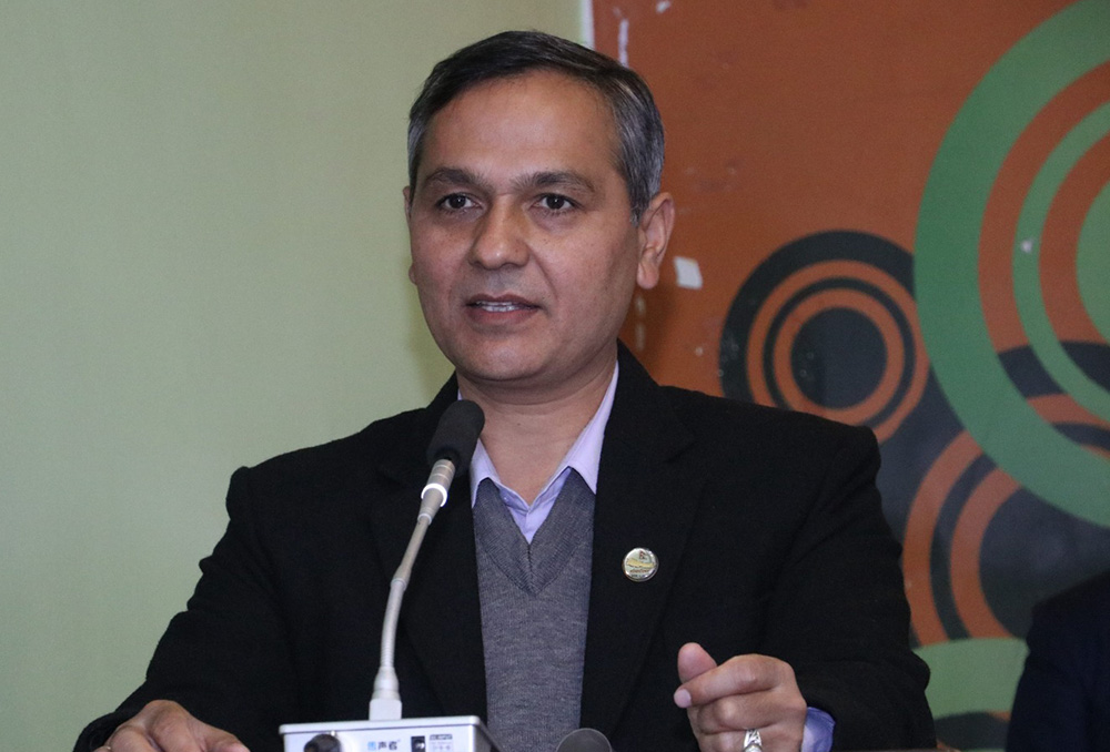 निर्वाचित सरकारलाई जिम्मेवारी हस्तान्तरण गर्नेगरी अघि बढिरहेका छौं- गृहमन्त्री अर्याल