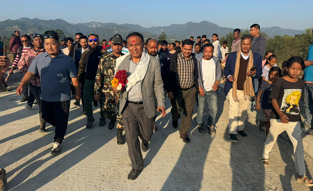 मधेशका अधिकांश पुल निर्माण अलपत्र, पदमा रहे वा नरहे पनि निर्माणमा खबरदारी गरिरहन्छु- मन्त्री घिसिङ