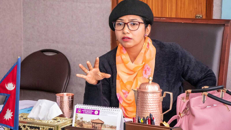 महानगरका सामुदायिक विद्यालयमा ७ दिनभित्र डिजिटल हाजिरी कार्यान्वयनमा ल्याउन डंगोलको निर्देशन