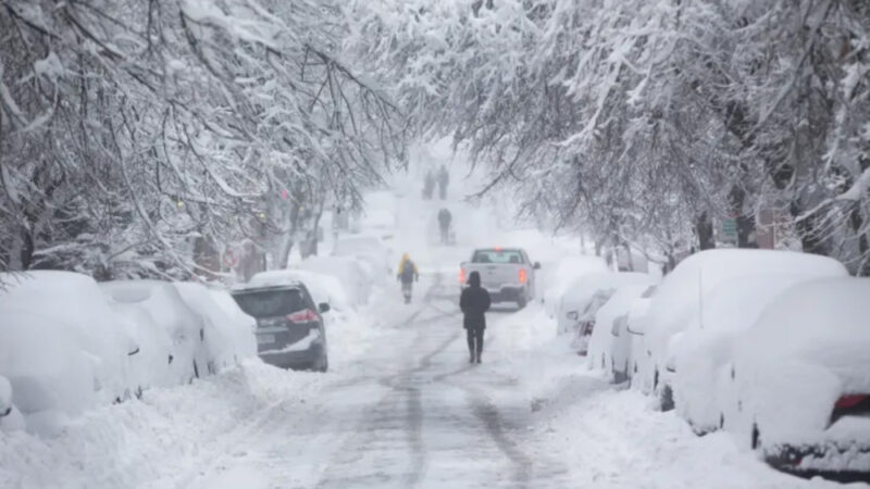 अमेरिकामा हिम आँधी, १८ राज्यमा आपतकालीन घोषणा