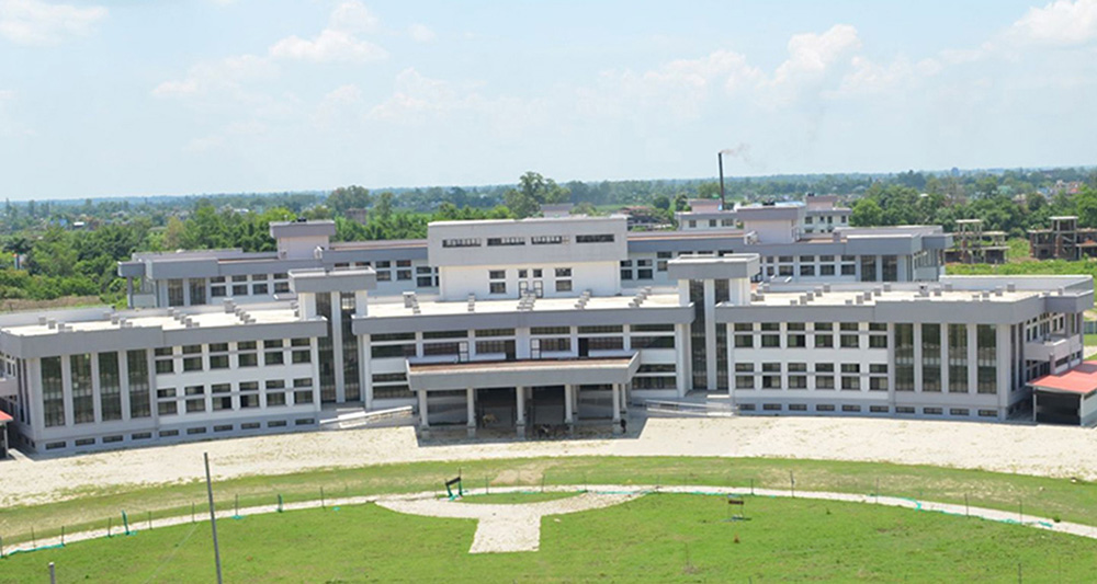 सहिद दशरथ चन्द स्वास्थ्य विज्ञान विश्वविद्यालयको उपकुलपति र रजिस्ट्रार नियुक्त