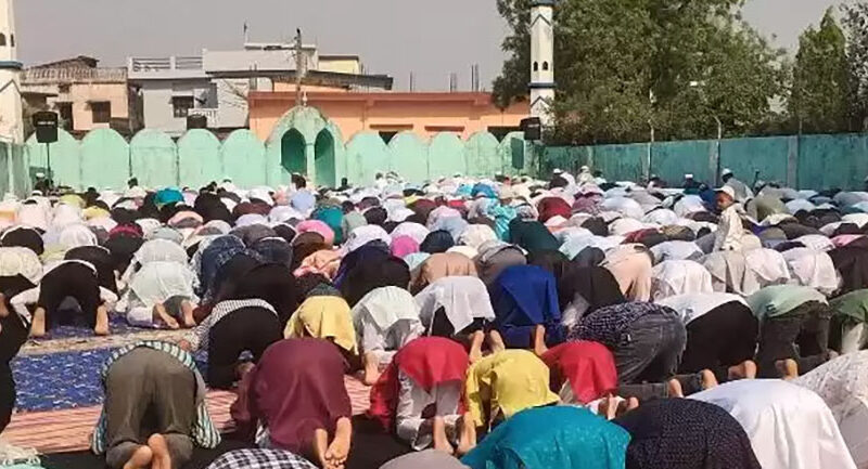 मुस्लिम समुदायले आज इद उल फित्र मनाउदै