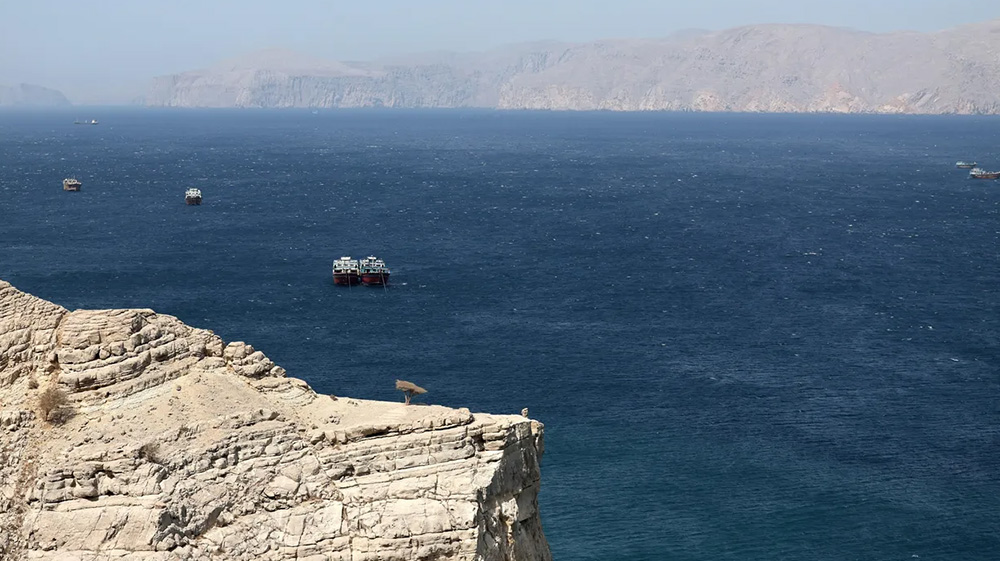 स्ट्रेट अफ होर्मुजमा इरानको गतिविधि बारे २२ देशको चेतावनी