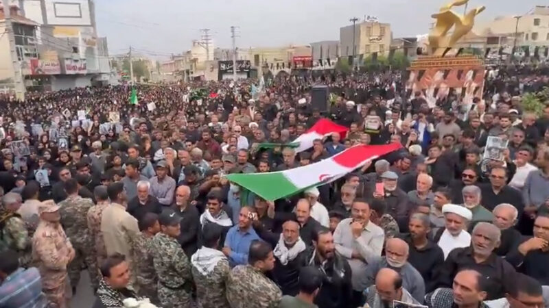 इरानमा स्कूल हमलामा ज्यान गुमाएका १६५ छात्राको सामूहिक अन्त्येष्टि