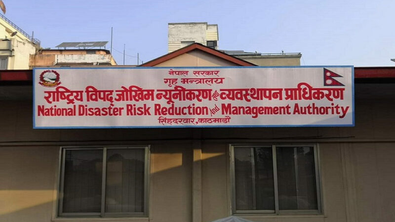 तीन दिन देशका विभिन्न क्षेत्रमा भारी वर्षा, हिमपात र तीव्र हावाहुरीको सम्भावना, सतर्क रहन आग्रह