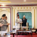 आयोगले राष्ट्रपति पौडेल समक्ष बुझायो निर्वाचन प्रतिवेदन