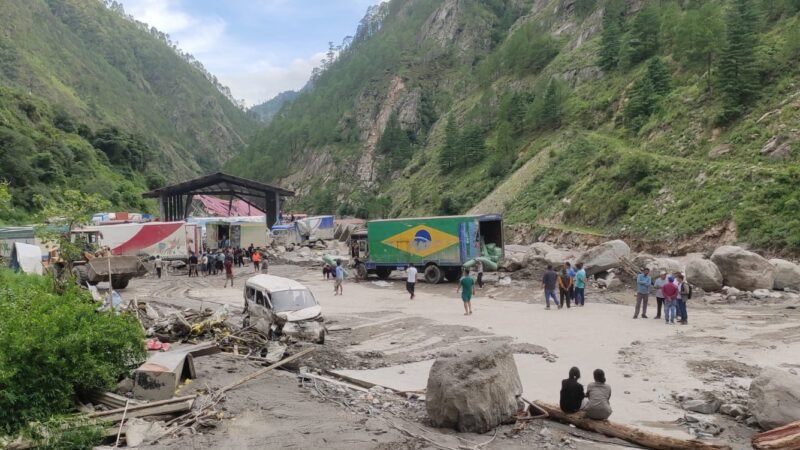 रसुवा बाढी : मृतकको संख्या ९०३ पुग्यो, विभिन्न जिल्लामा शव भेटिए